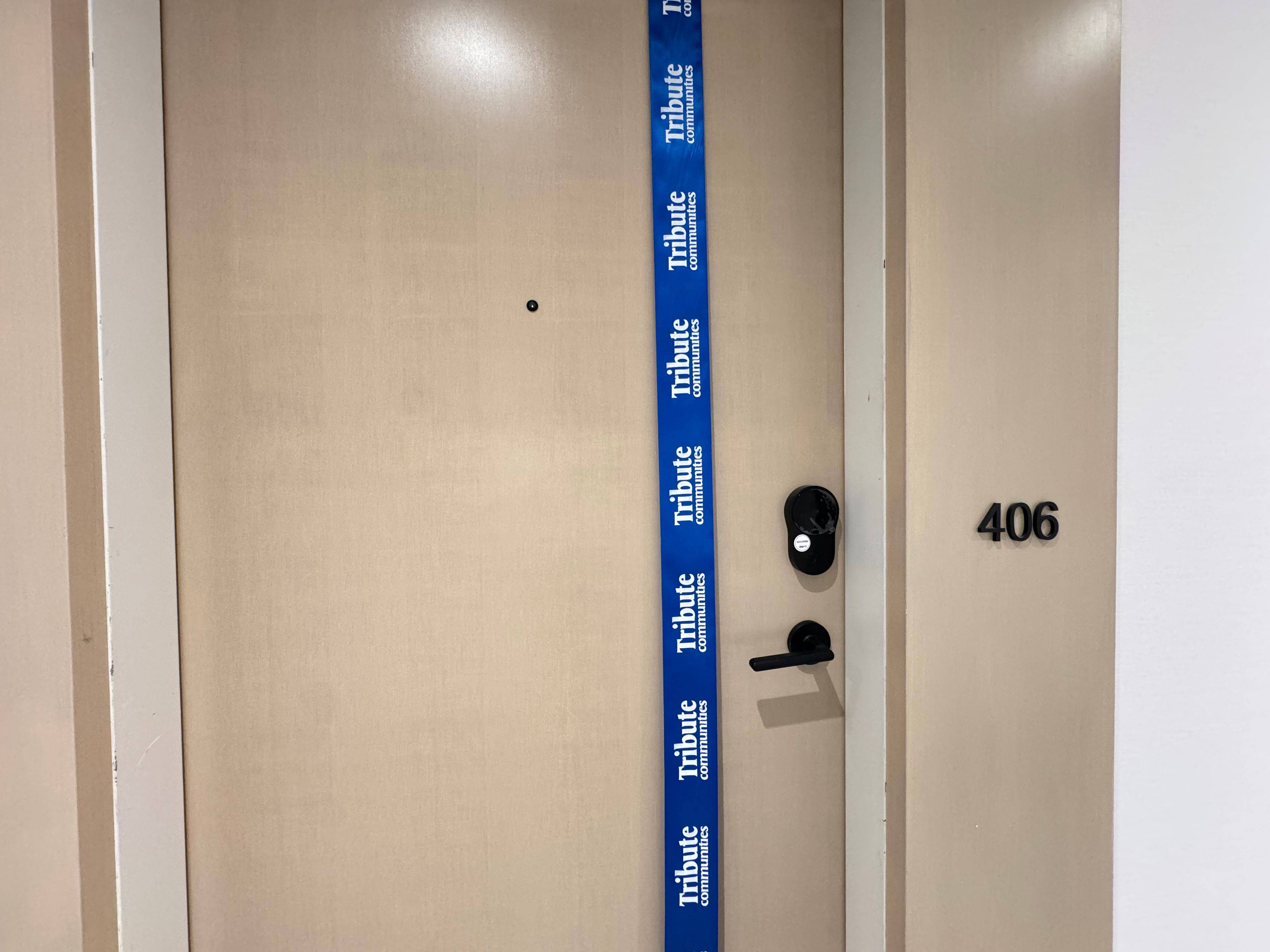 Toronto C01, ON M5T 0E3,280 Dundas ST W #406