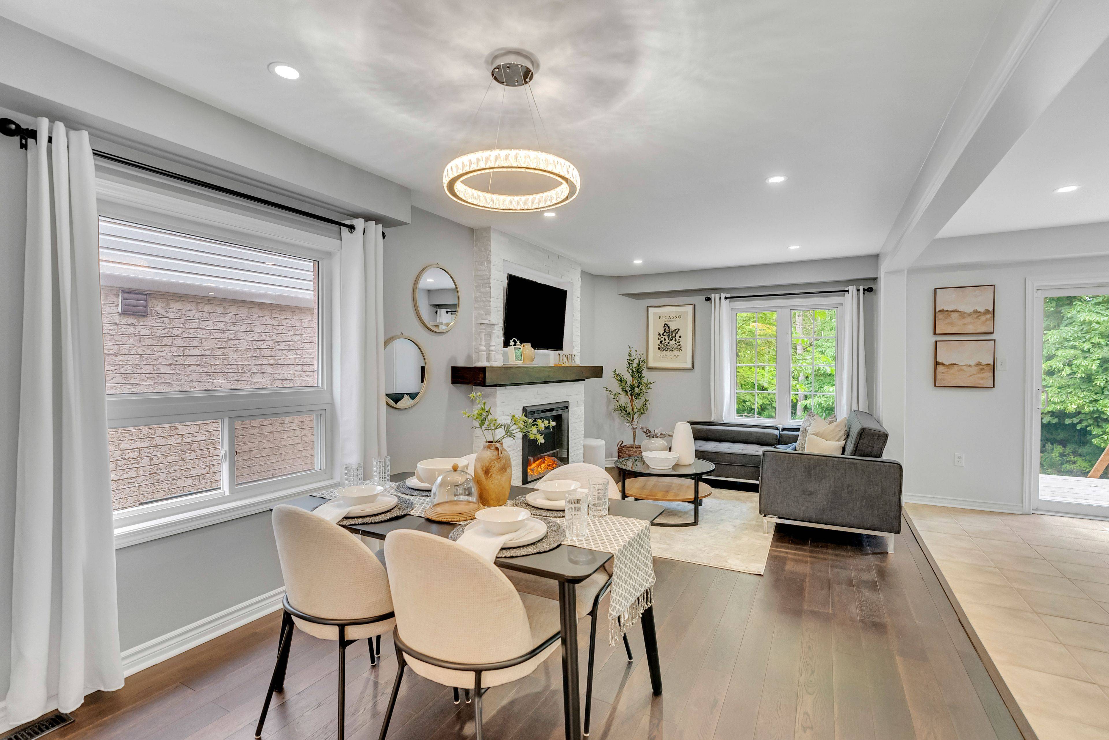 Whitby, ON L1R 2Z6,48 Solmar AVE