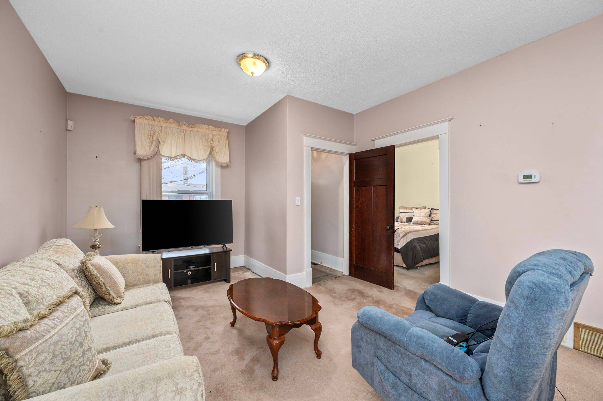 London East, ON N5Z 2K6,53 Tennyson ST