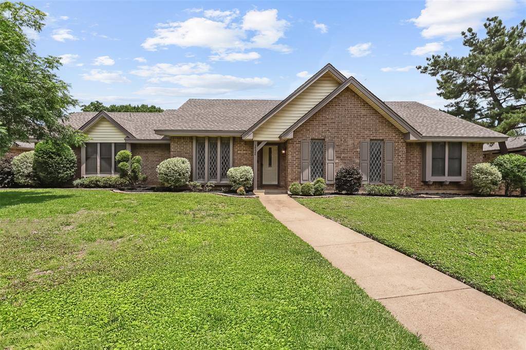 Grand Prairie, TX 75050,2526 Axminster Drive