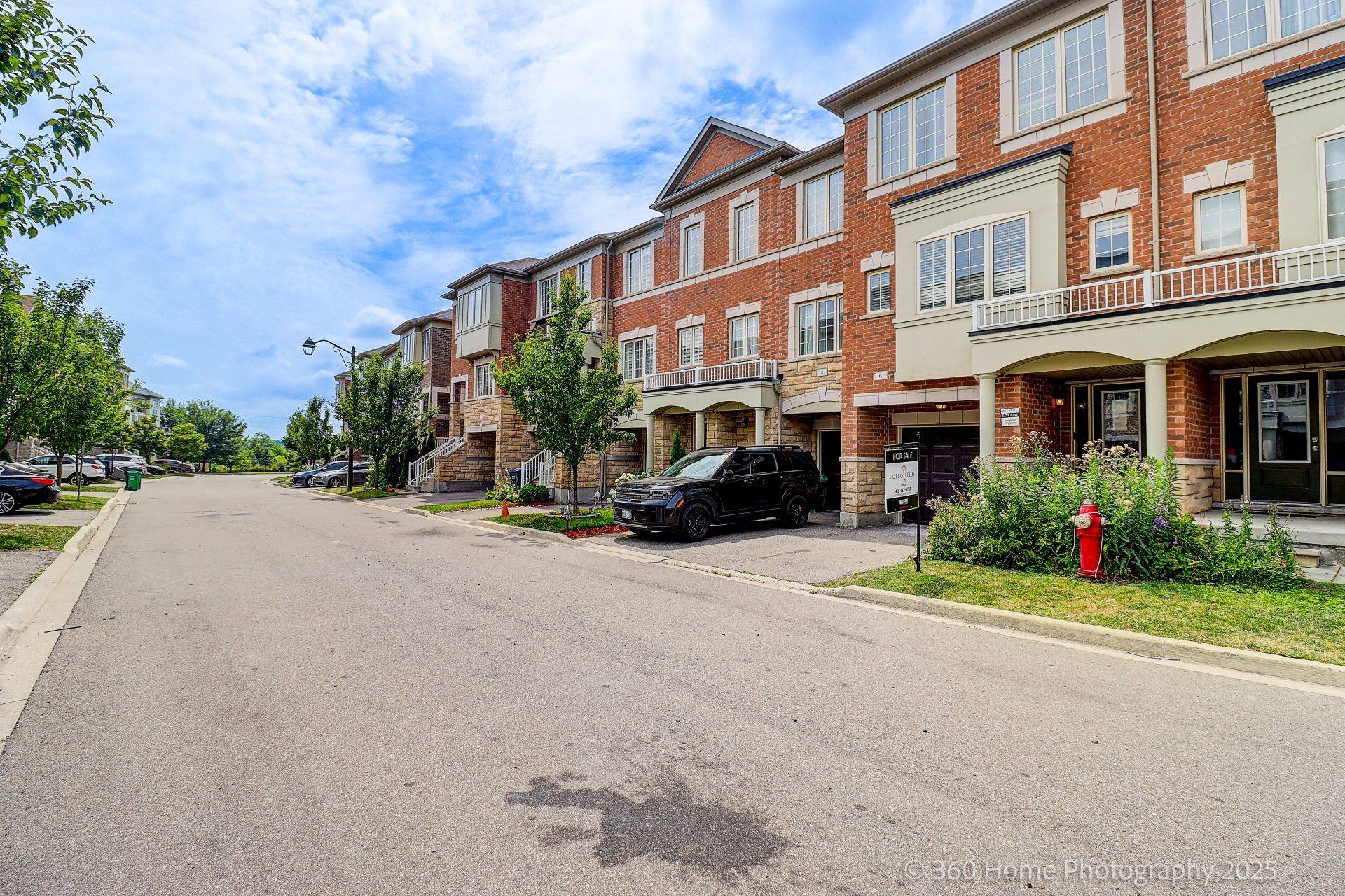 Brampton, ON L6Y 6E3,6 Aspen Hills RD