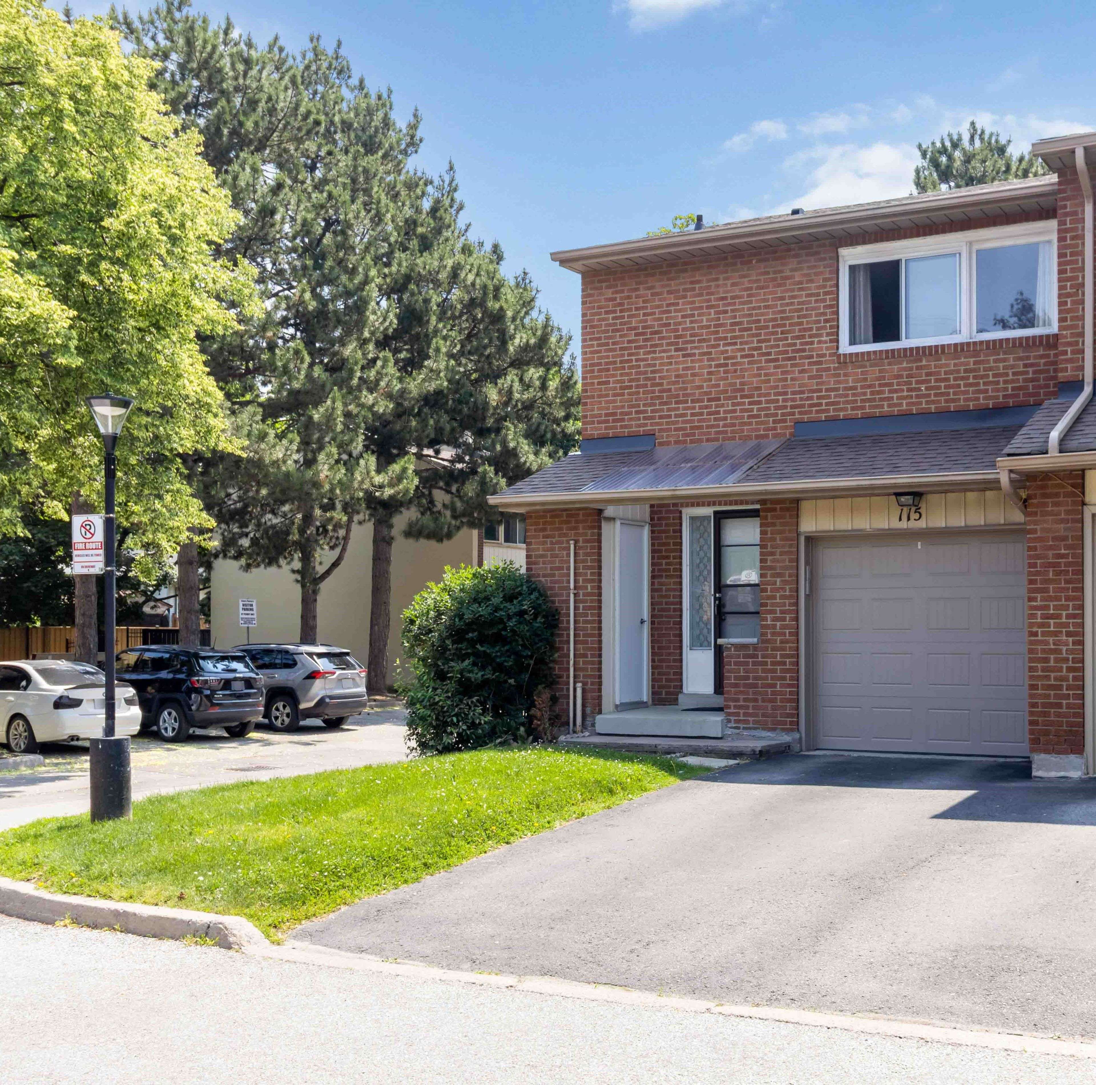 Mississauga, ON L5A 3M9,1180 Mississauga Valley BLVD #115