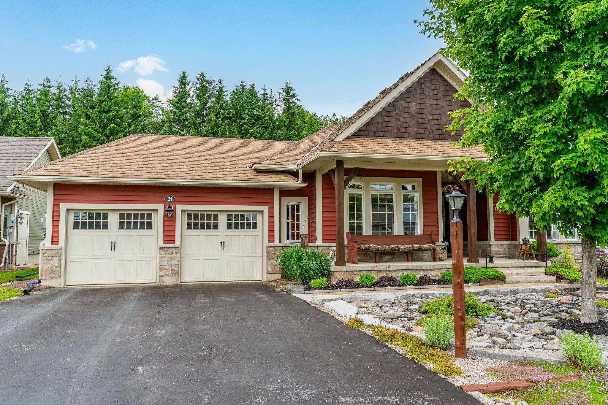 Minden Hills, ON K0M 2K0,21 Windover DR