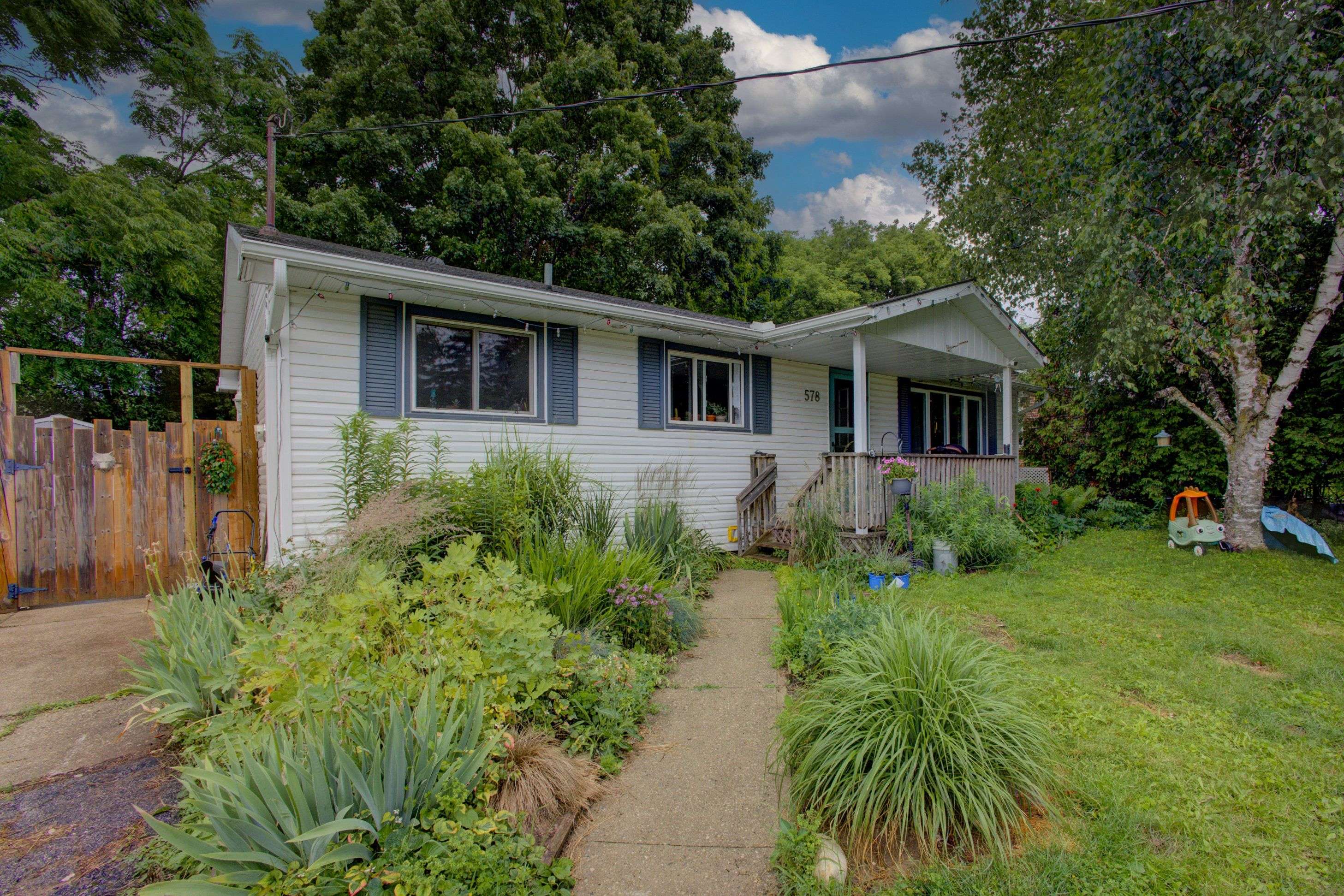 West Grey, ON N0G 1R0,578 Saddler ST E