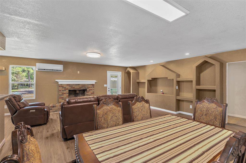 Sadler, TX 76264,212 Mapuana