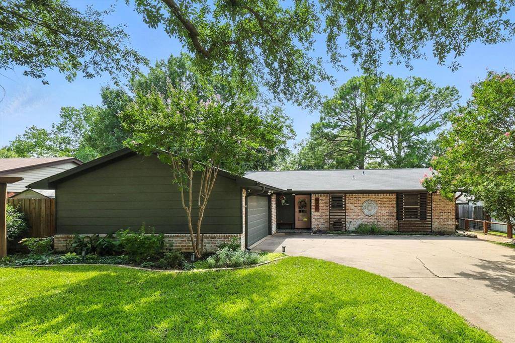 Grapevine, TX 76051,1601 Cimarron Trail