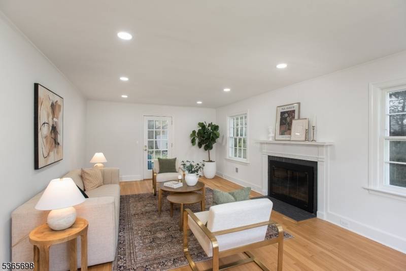 Montclair Twp., NJ 07042,4 N Brookwood Dr