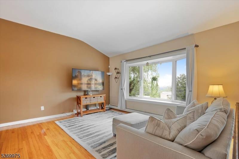 Rockaway Boro, NJ 07866,28 Willow Ave