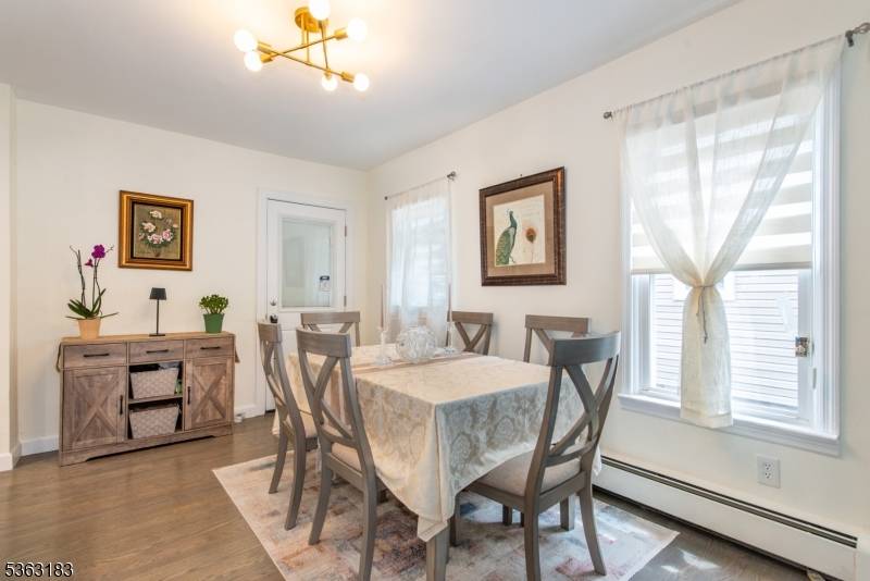 Nutley Twp., NJ 07110,12 Ackerman St
