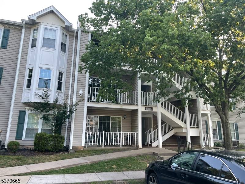 North Brunswick Twp., NJ 08902,38 Brighton Way