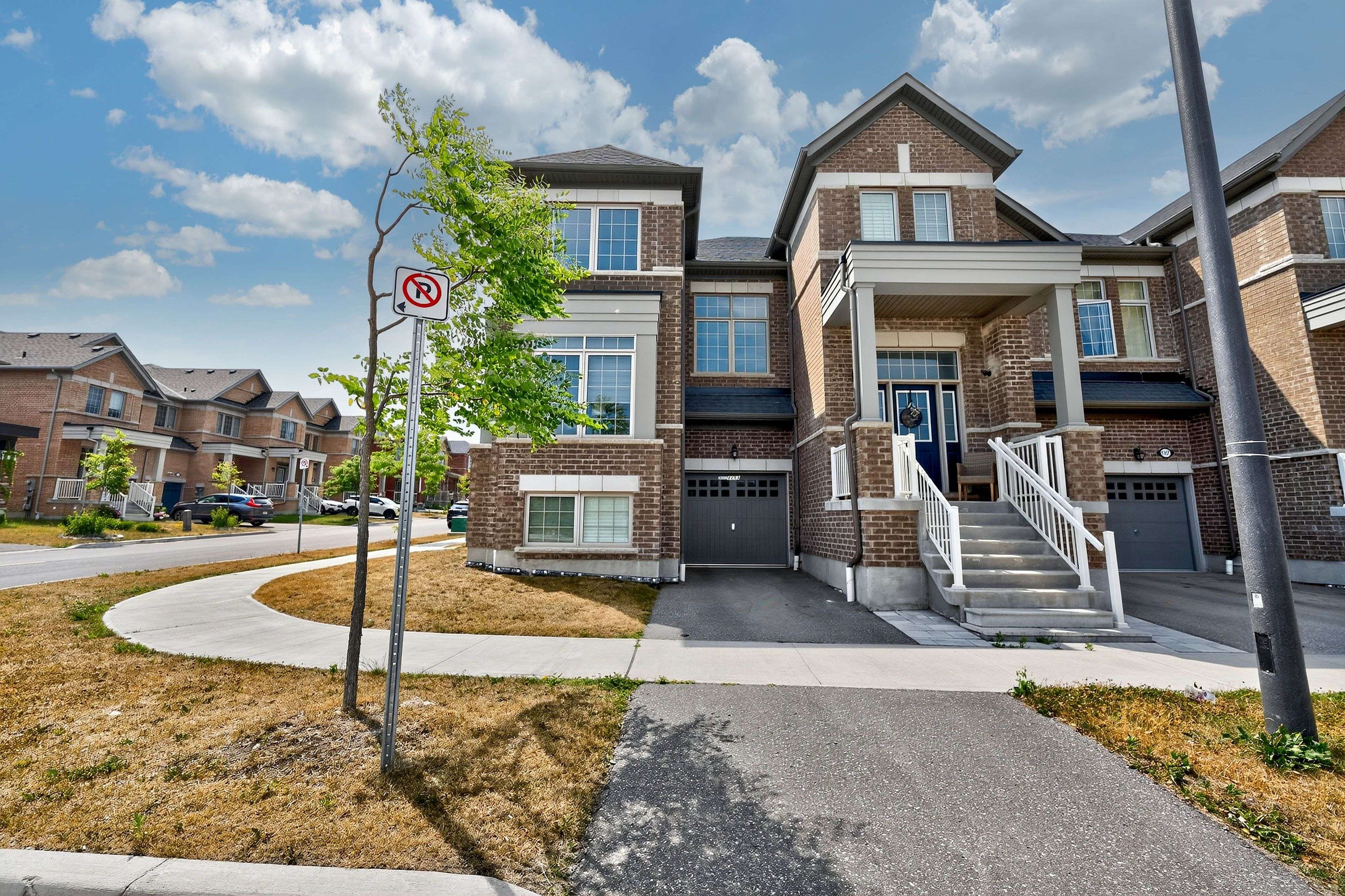Pickering, ON L1X 0H1,1153 Enchanted CRES