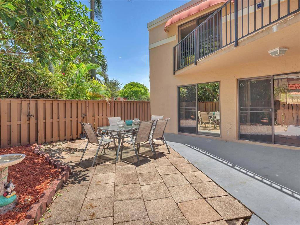 Boca Raton, FL 33433,8195 Thames Blvd #C