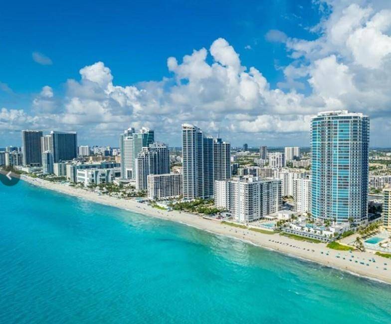 Hollywood, FL 33019,4001 S Ocean Dr #9N