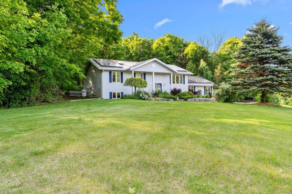 Frontenac, ON K0H 2W0,6187 REVELL RD