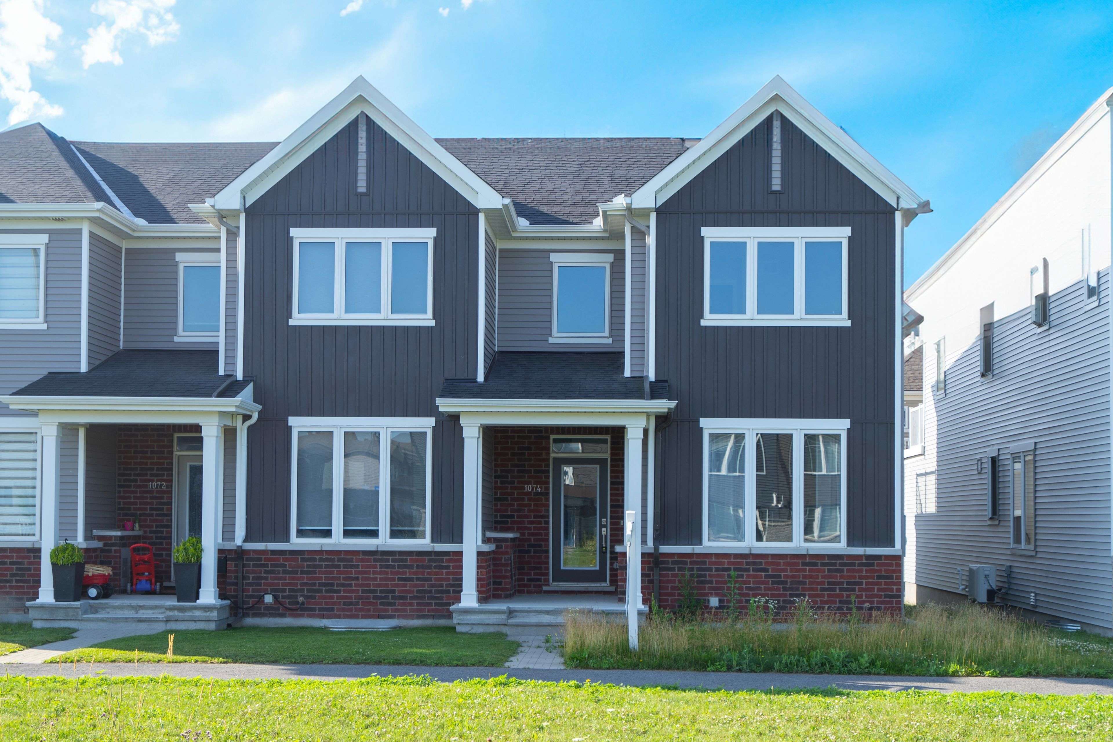 Barrhaven, ON K2J 6P5,1074 Chapman Mills DR