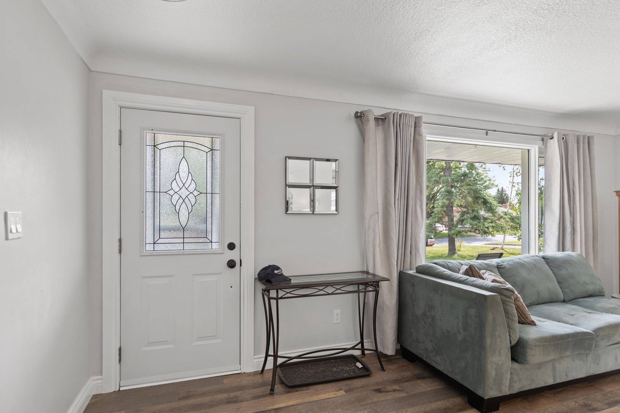Brockville, ON K6V 3E6,126 Manor DR