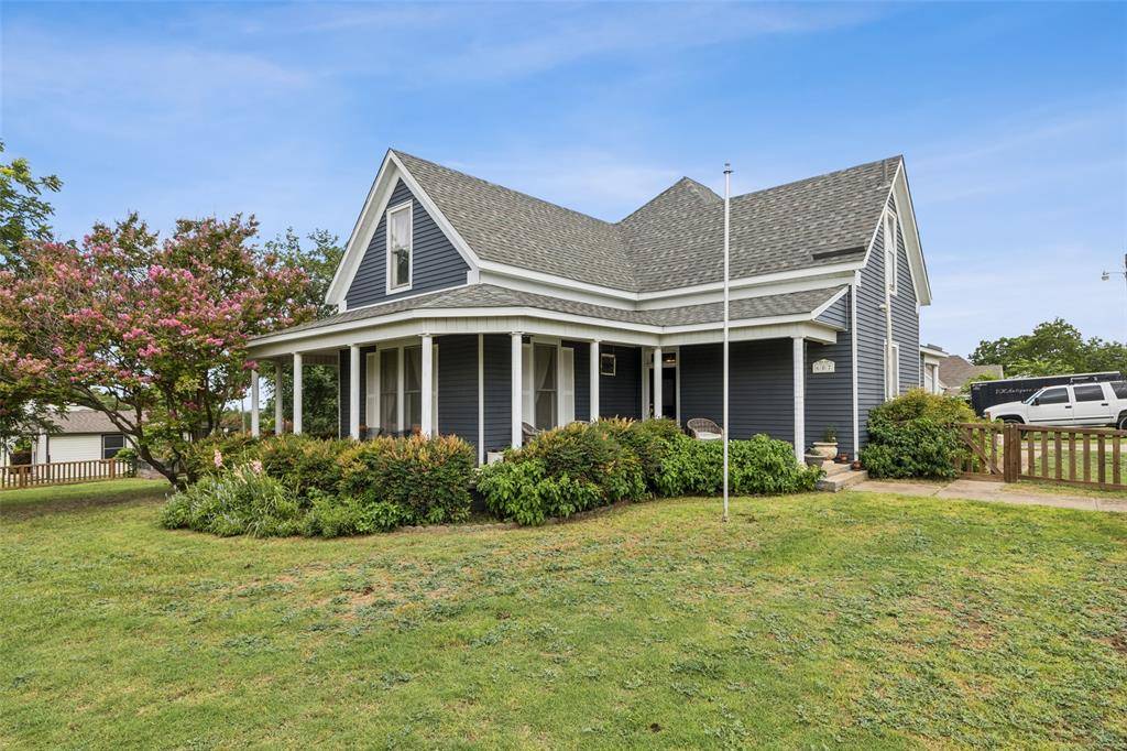 Prosper, TX 75078,607 E 1st Street