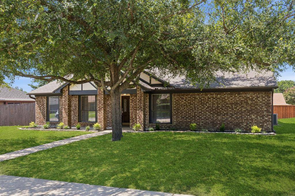 Plano, TX 75025,916 Baxter Drive