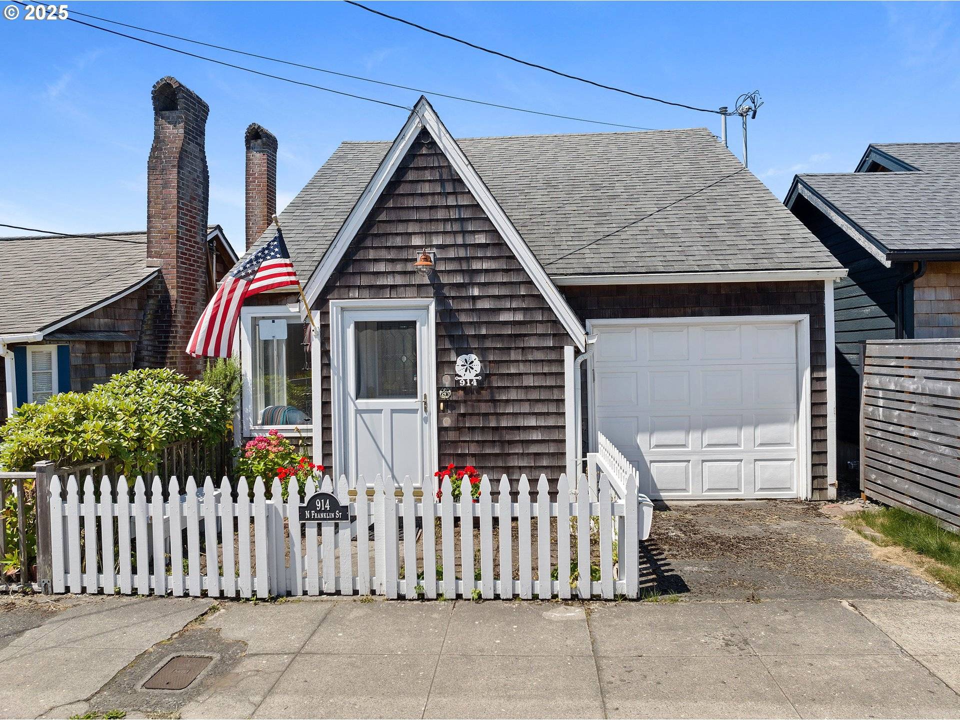 Seaside, OR 97138,914 N FRANKLIN ST