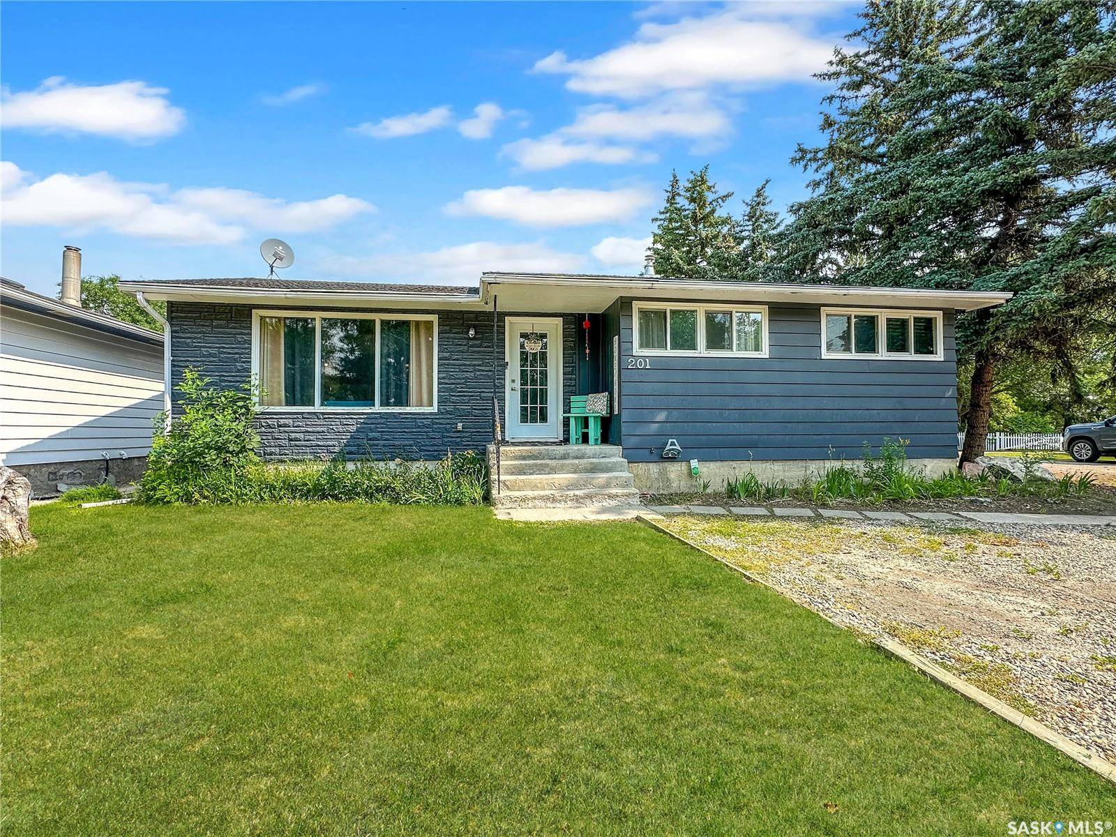 Balcarres, SK S0G 0C0,201 Lily STREET
