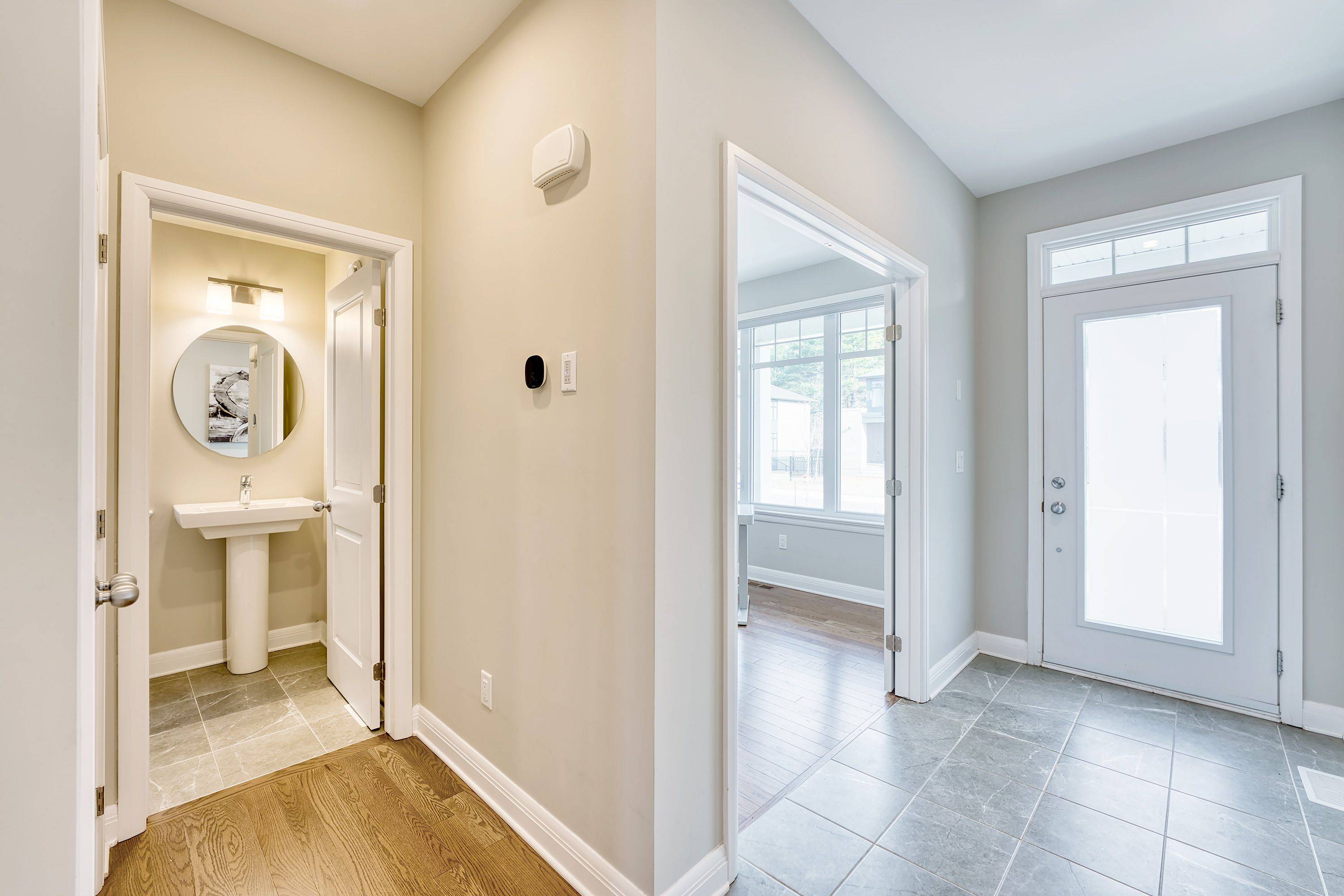 Kanata, ON K2T 0S3,232 KETCHIKAN CRES