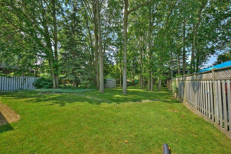 Niagara Falls, ON L2J 2C3,7040 Woodington RD