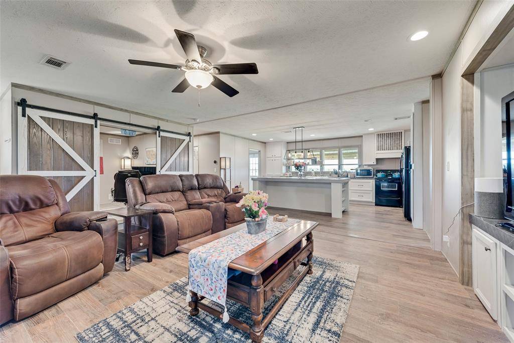Wills Point, TX 75169,168 VZ County Road 3831