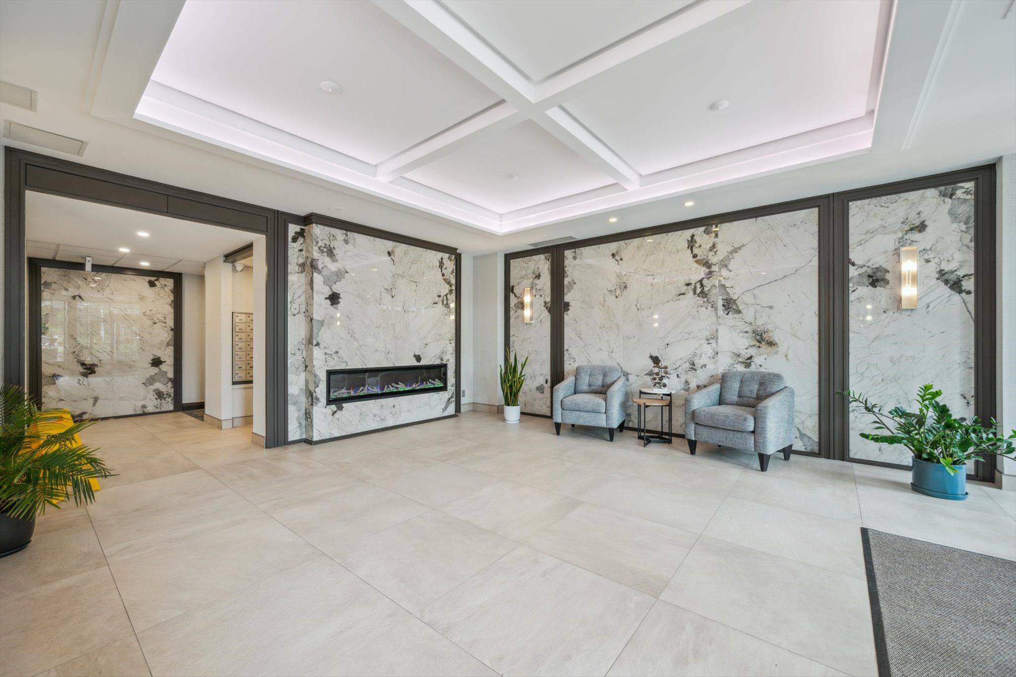 Oakville, ON L6H 0E2,2325 Central Park DR #203