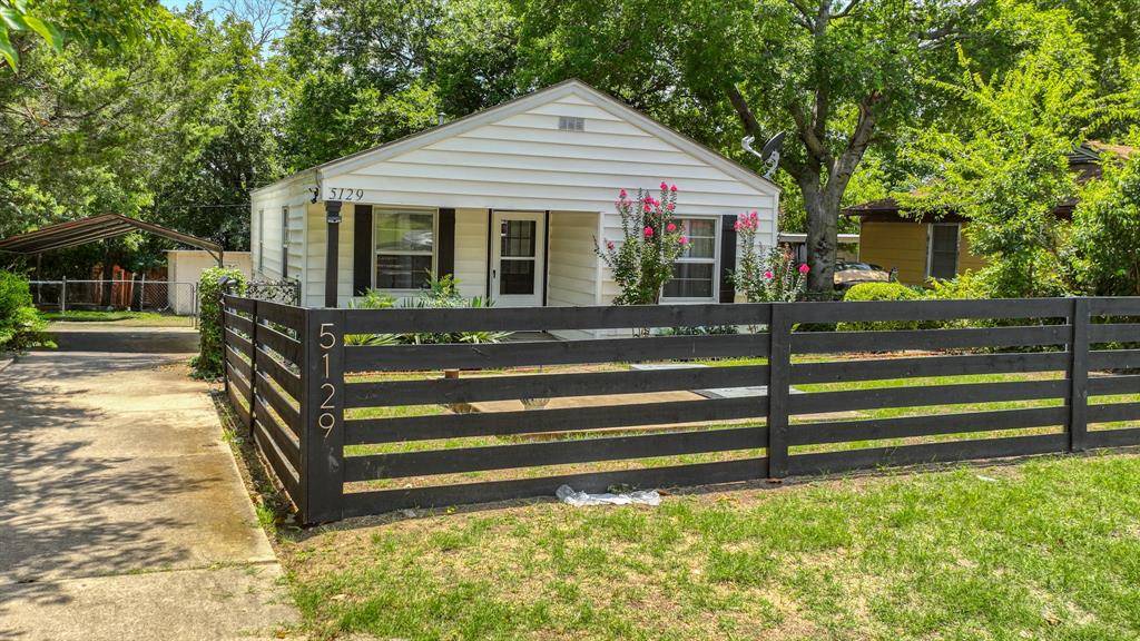 River Oaks, TX 76114,5129 Kessler Road