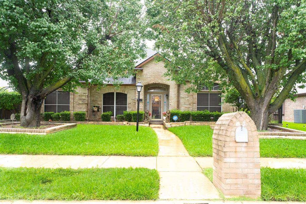 Rowlett, TX 75088,8317 Lake Bend Drive