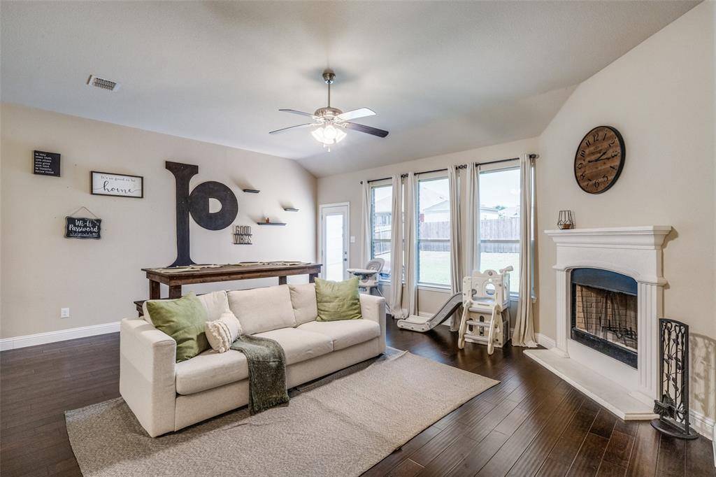 Forest Hill, TX 76140,3717 Dutch Iris Lane