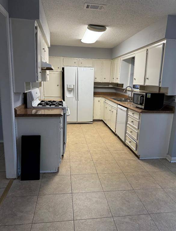 Lewisville, TX 75077,1902 Aspen Drive