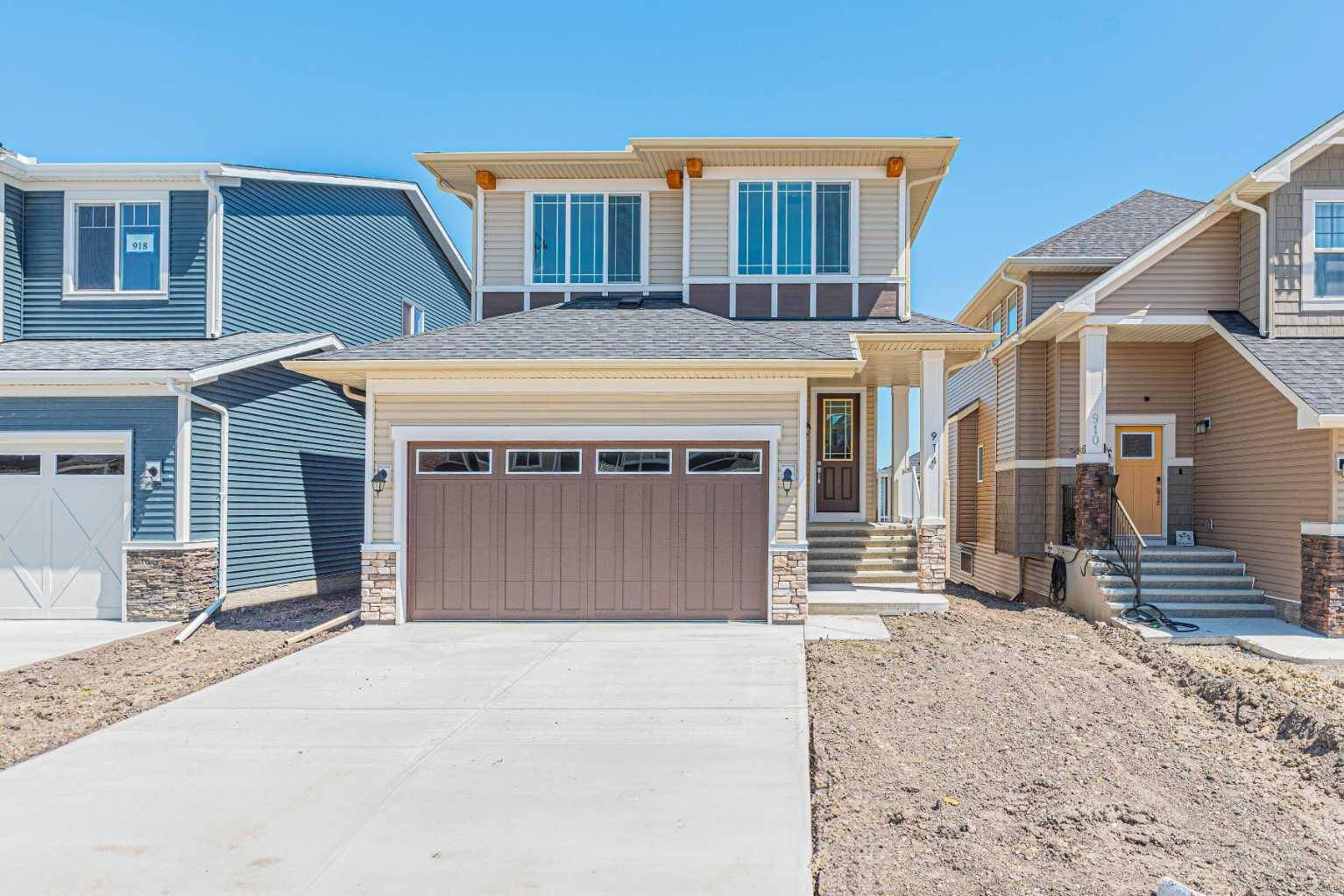Airdrie, AB T4B5M6,914 Bayview HTS SW