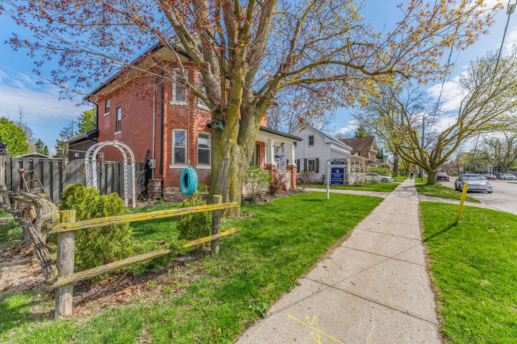 New Tecumseth, ON L9R 1H1,54 Nelson ST W