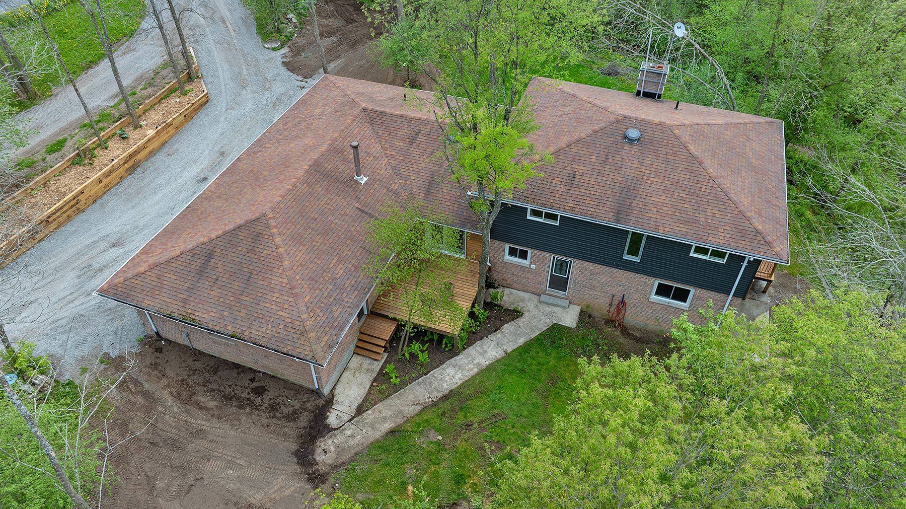 South Frontenac, ON K0H 1V0,3327 Wilton RD