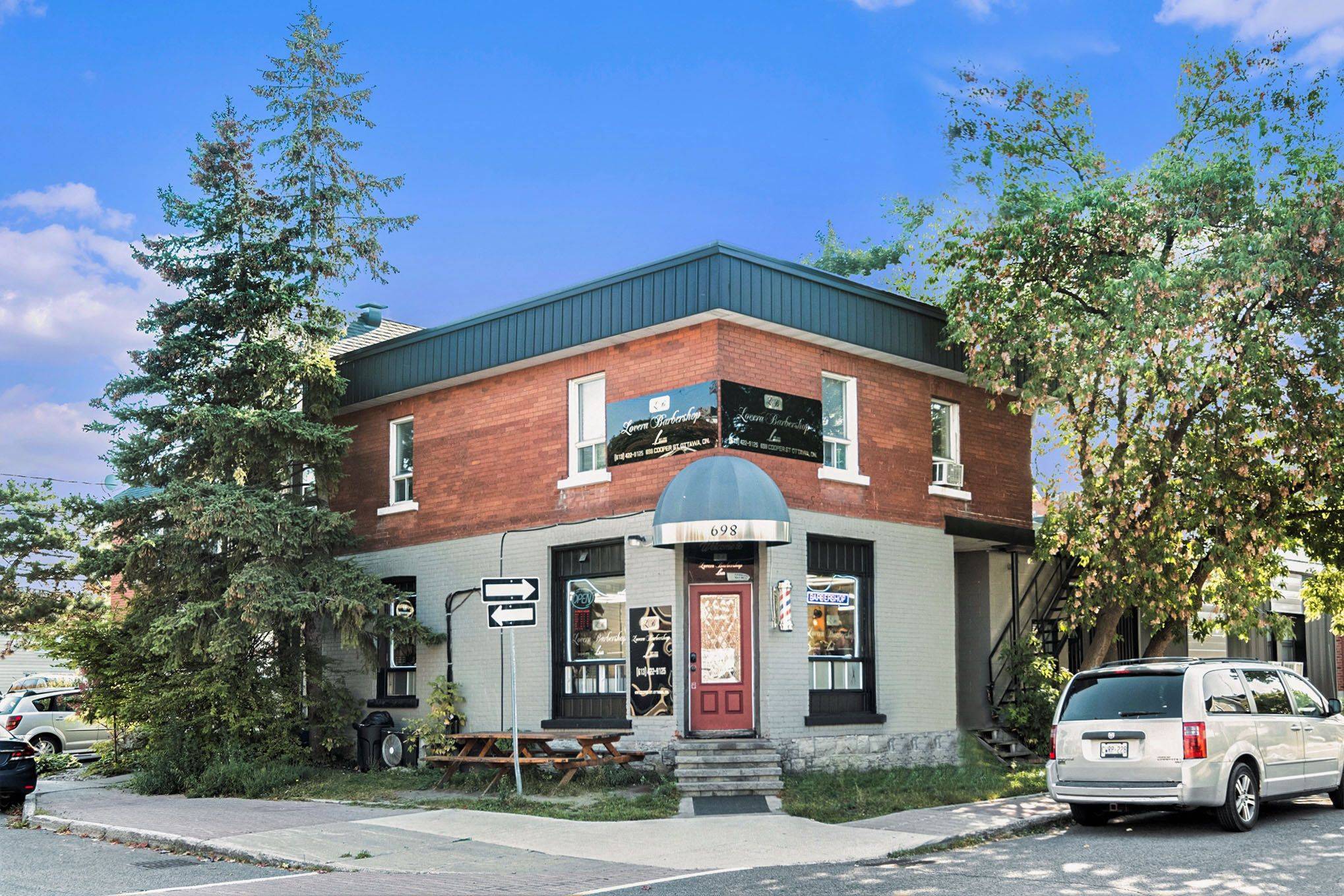 Ottawa Centre, ON K1R 6C6,115 PERCY ST #3