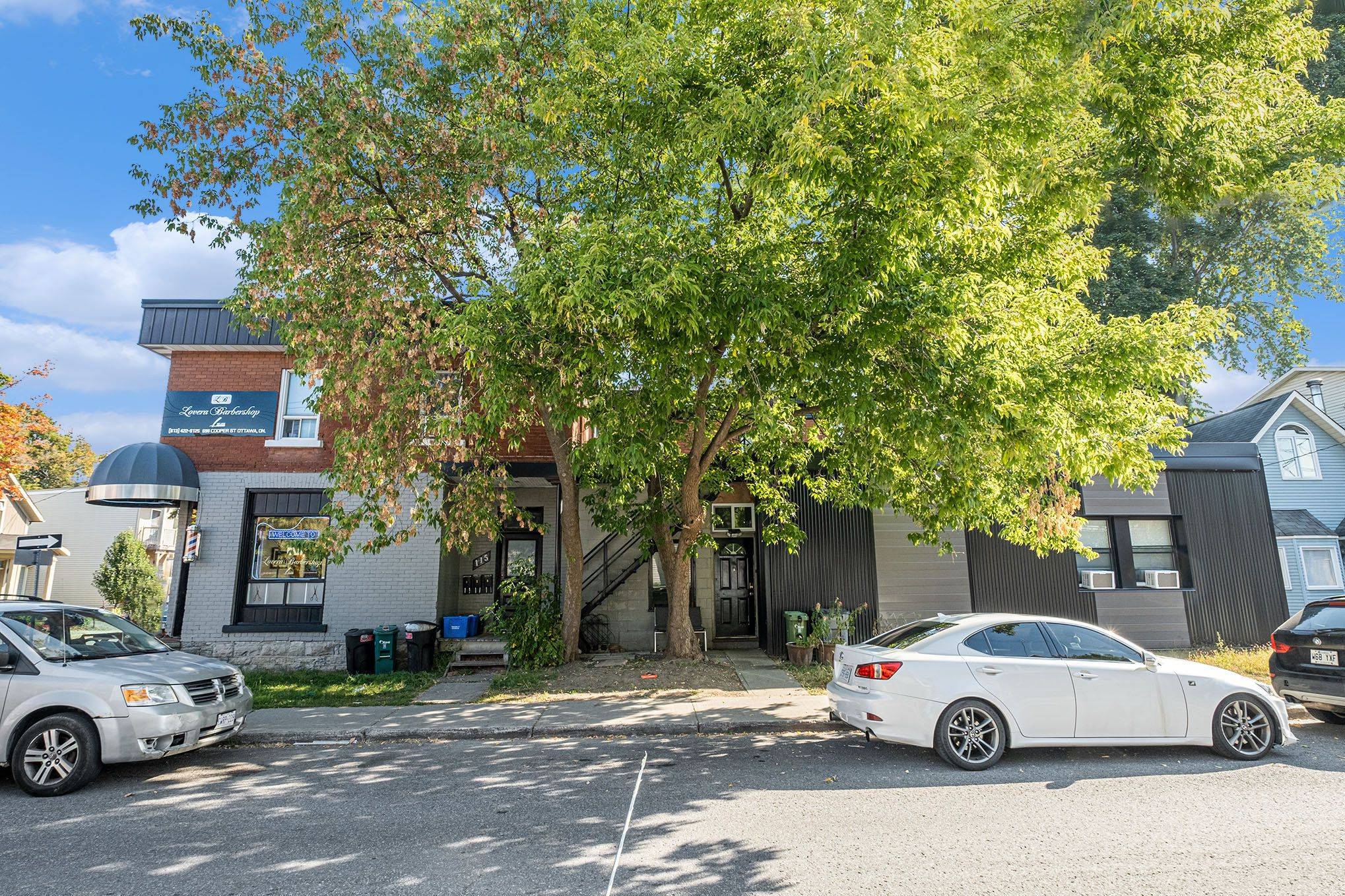 Ottawa Centre, ON K1R 6C6,115 PERCY ST #3
