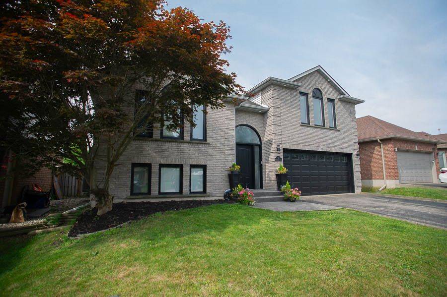Brantford, ON N3R 7V1,11 Maplecrest LN