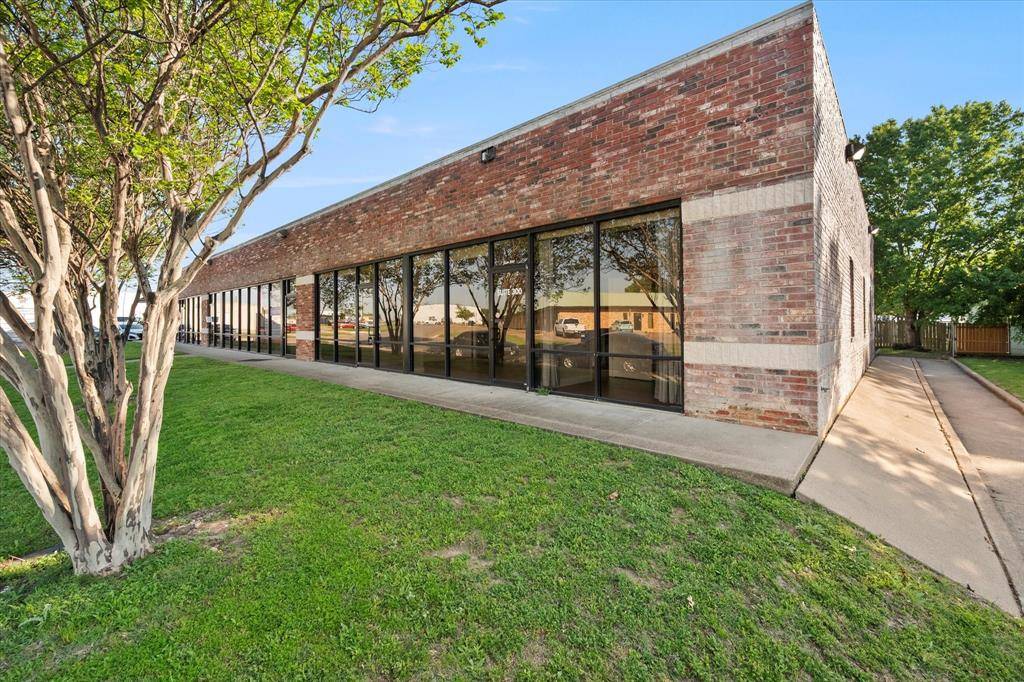 Waxahachie, TX 75165,201 Amanda Lane #300