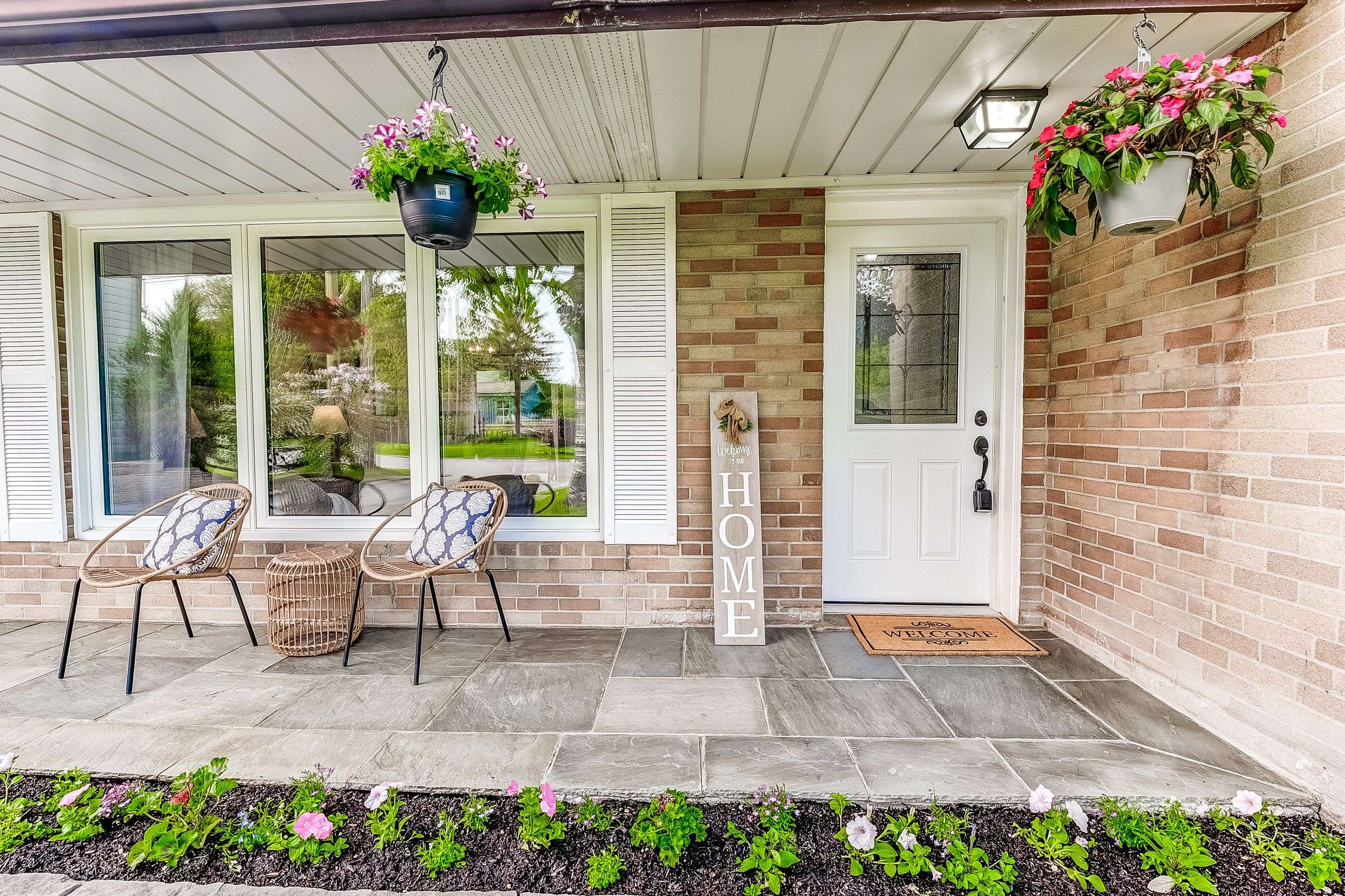 Toronto E10, ON M1C 2M3,22 Ravine Park CRES