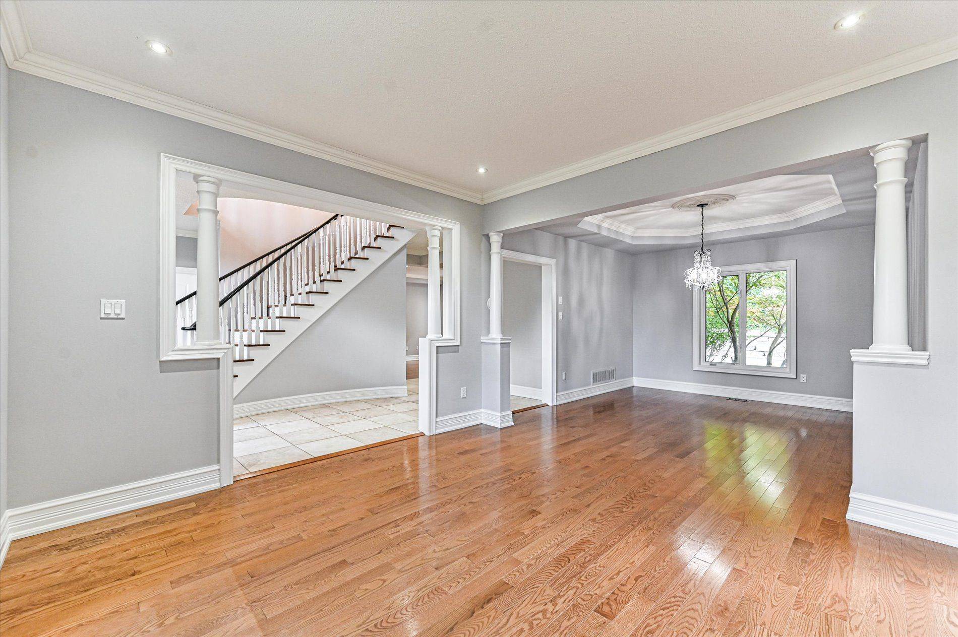 Vaughan, ON L6A 2V5,71 Nevada CRES