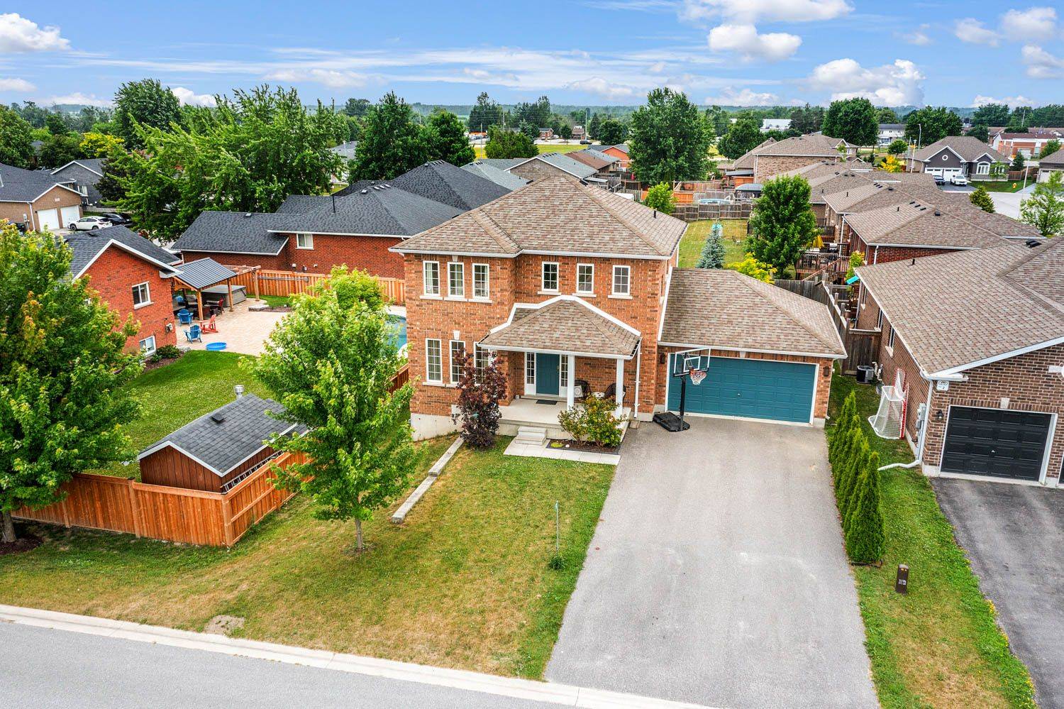 Springwater, ON L0L 1P0,52 Nash AVE