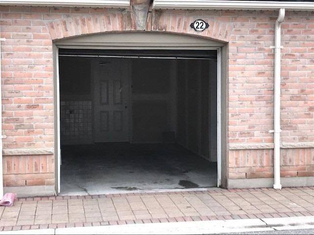 Mississauga, ON L5M 0L8,5650 Winston Churchill BLVD #22