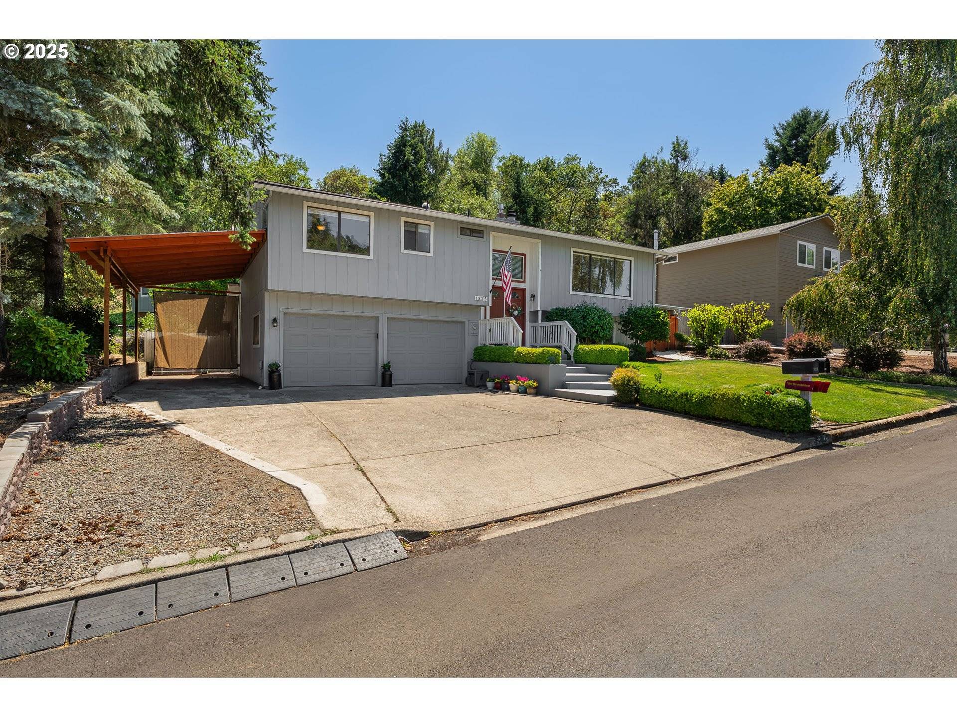 Roseburg, OR 97471,1925 NW SUNBERRY DR