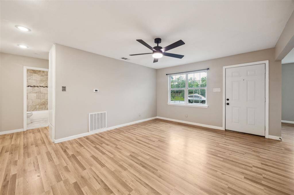 Dallas, TX 75233,2509 Clearview Circle