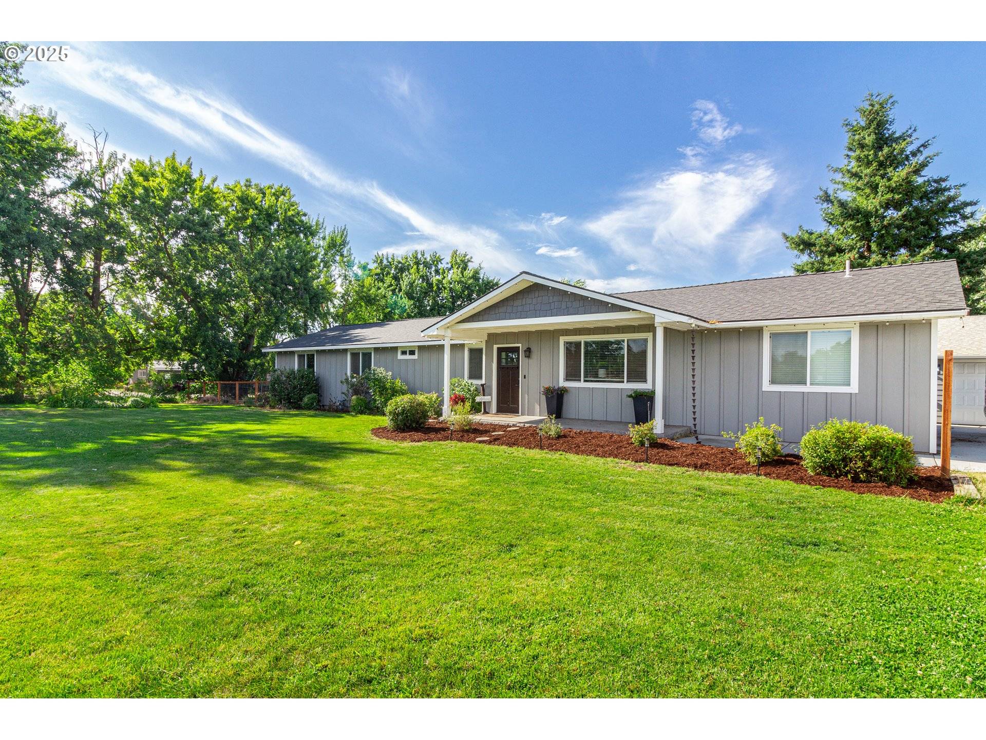 Hermiston, OR 97838,260 W GETTMAN RD