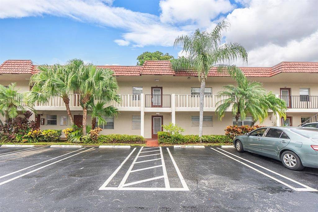 Delray Beach, FL 33446,31 Abbey Ln #106
