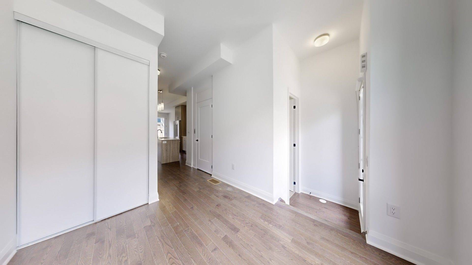 Vaughan, ON L4J 0M1,131 Alton CRES