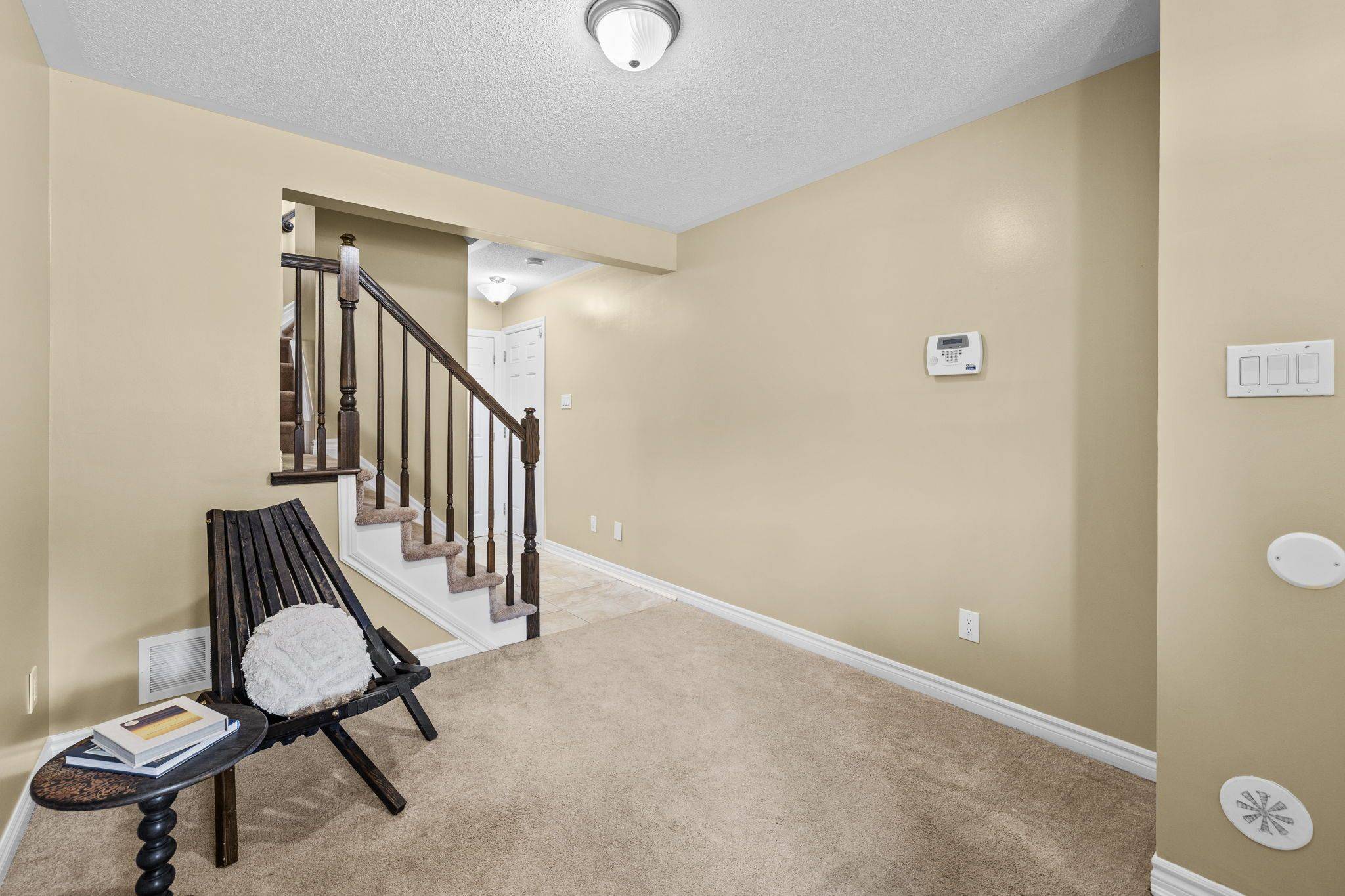 Stittsville - Munster - Richmond, ON K2S 0T6,243 Par-La-Ville CIR
