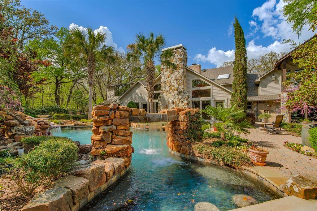 Copper Canyon, TX 75077,625 Estates Drive